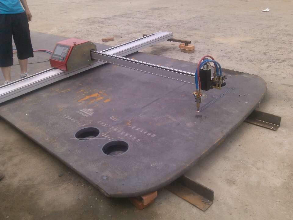 china best quality quick cutting low cost cnc plasma cutting machine