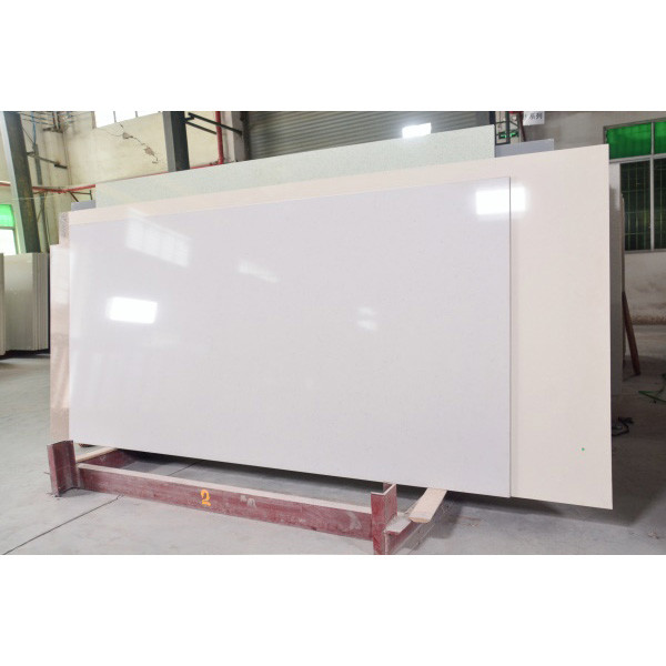 Polished 3000*1400 MM Carrara Quartz Slab Kitchen Countertop