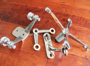 Quality stainless steel investment casting ,glass fencing hardware ,glass fencing spiders , steel glass fencing bracket wholesale