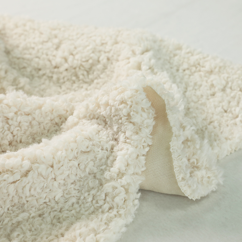 Solid Curly Washable Sherpa Fabric For Winter Warm Coat Blankets Pillowslip Garment
