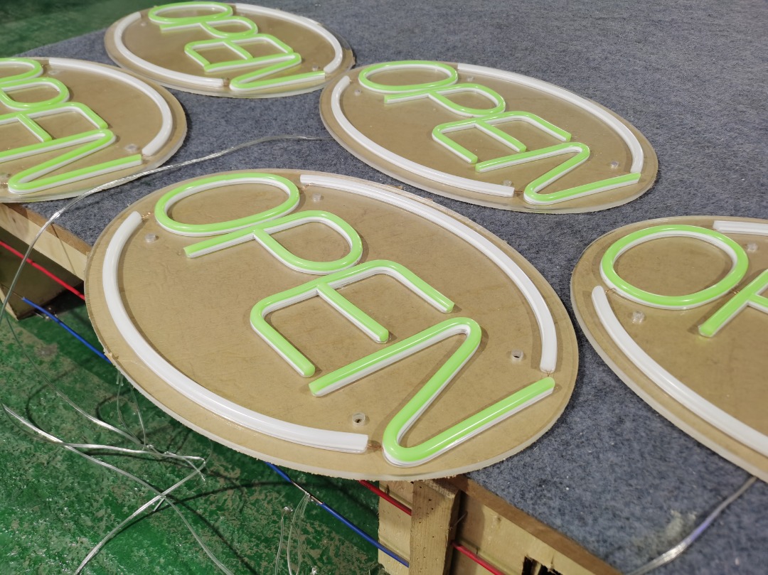 Manufacturer customization hanging business neon store led open sign
