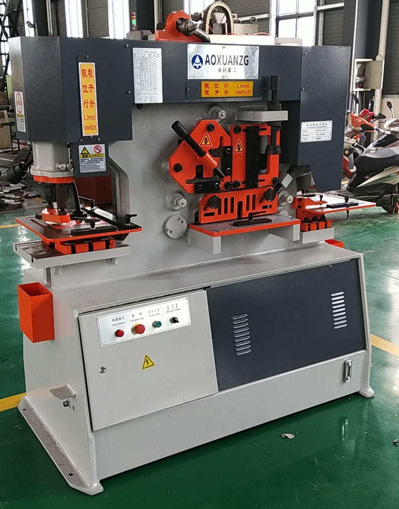 Equal Angle Steel Cutting Notching Machine 100T Hydraulic 20MM