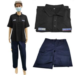 China Unisex ESD Anti Static Suit For Class 1000 Cleanroom on sale