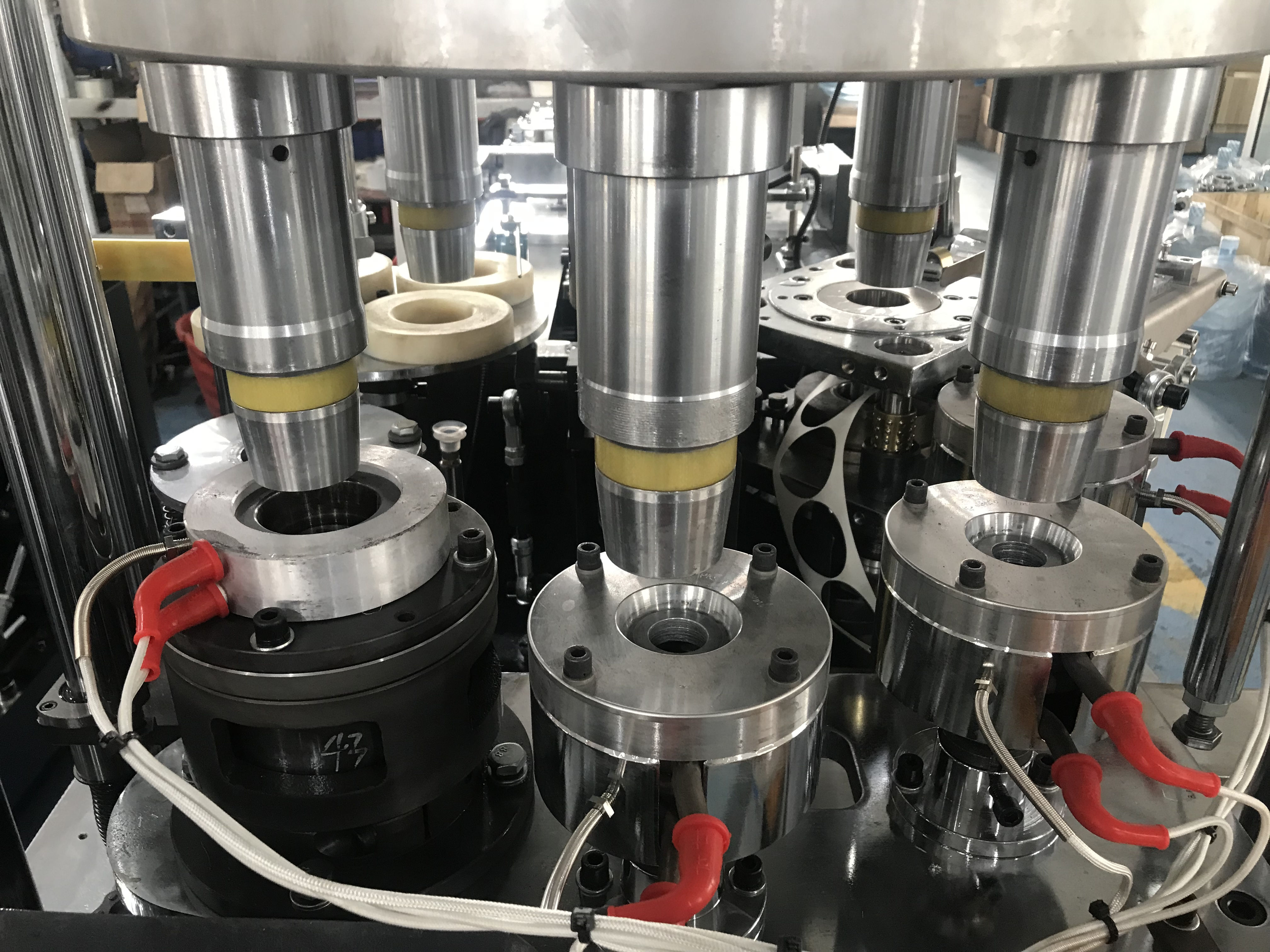 Paper Specification 150-350 GSM Single/Double PE Coated Paper Fully Automatic Disposable Paper Cup Forming Machine in Korea