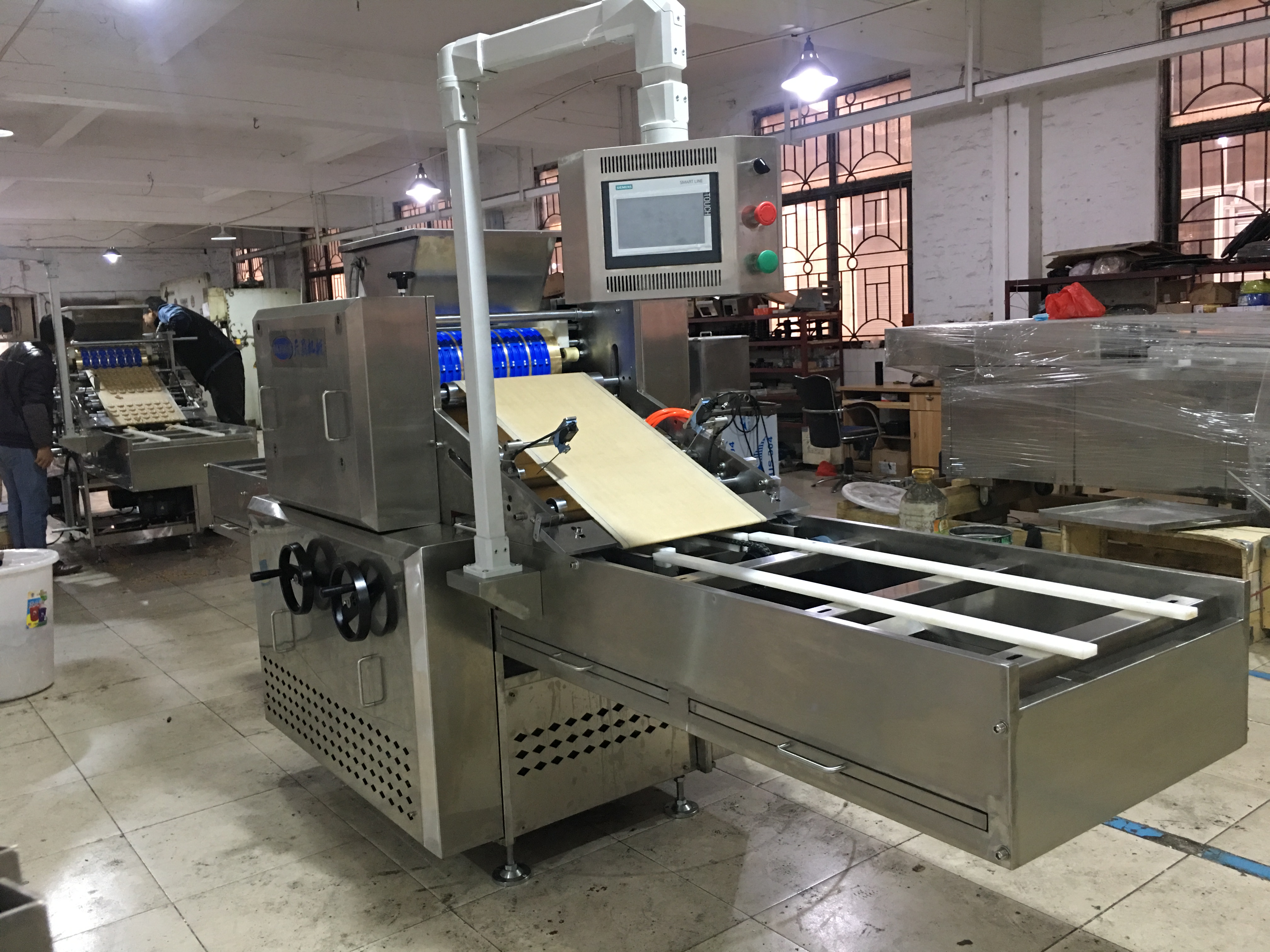 CE ISO Certified Biscuit Bakery Equipment Rotary Baking Oven low consumption