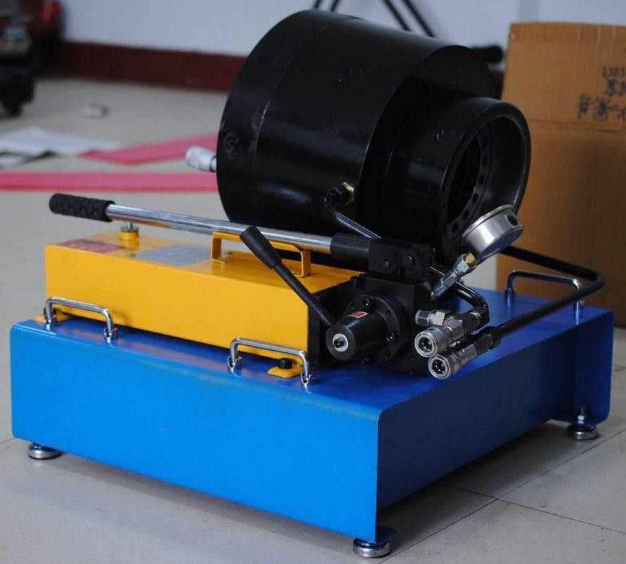 CE Certified 200KG Manual Hose Crimping Machine Dimension 550 X 670 X 555 Mm