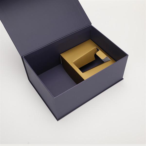 Embossing Luxury Bridesmaid Proposal Box , FSC Wedding Gift Boxes For Bridesmaid