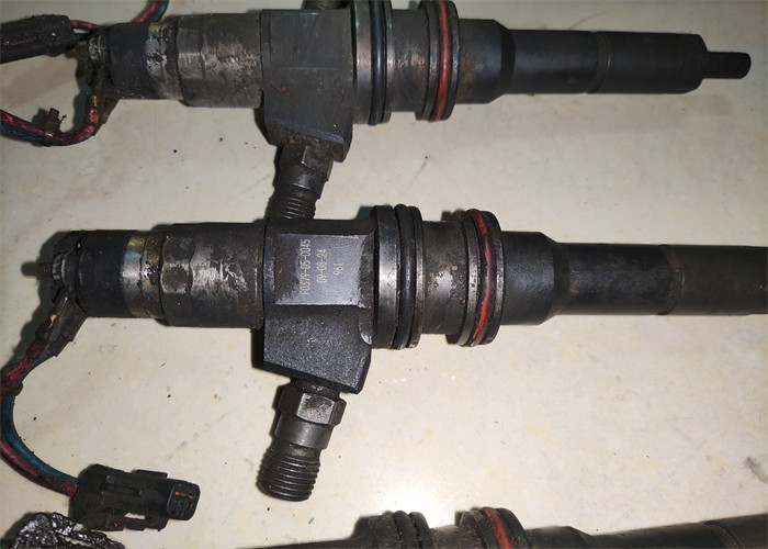 2nd Hand 6M70 Fuel Injector , Used In Diesel Engine For Excavator SY412C 0445120006