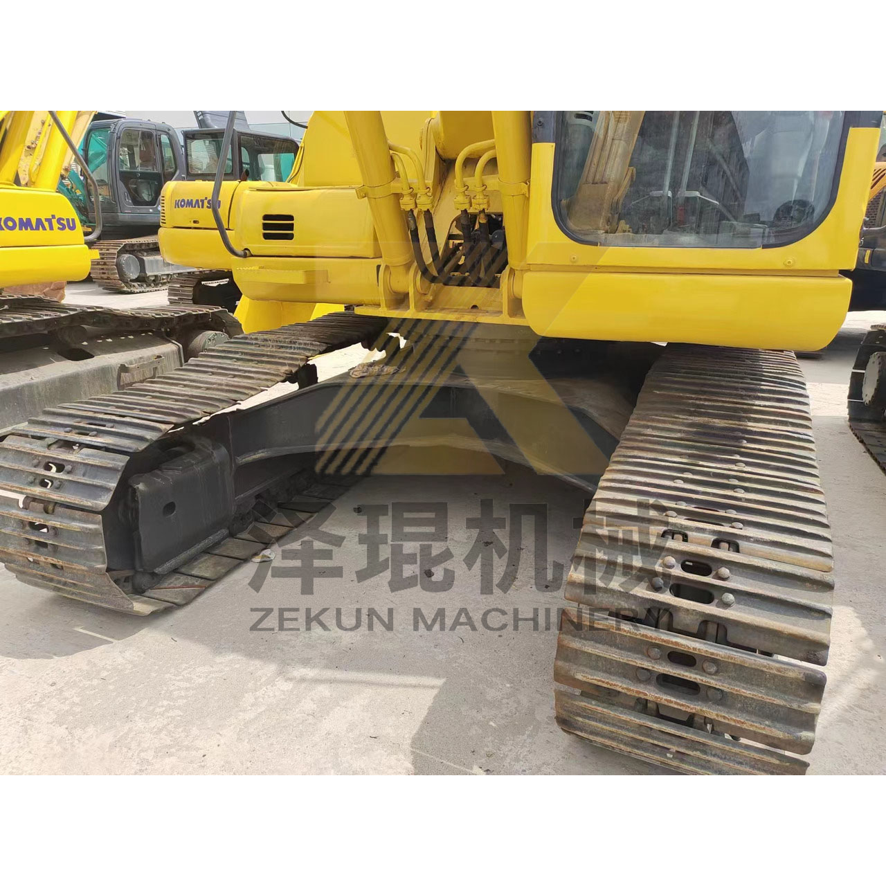 Komatsu PC200-7 20ton Crawler Excavator with 119kw Engine in Excellent Condition