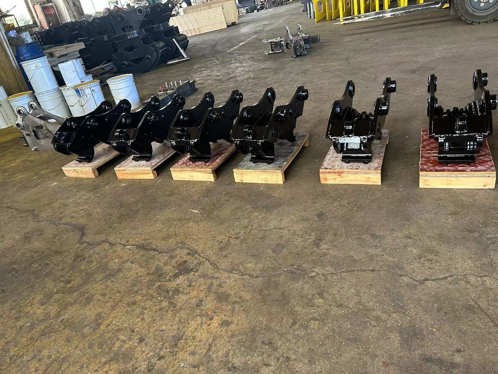 Q355 Mini Excavator Quick Coupler For Komatsu PC120 Volvo EC120 EC140