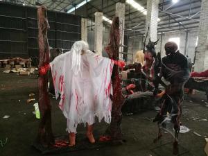 Quality Amusement Park Professional Haunted House Props Horror Halloween Decoration wholesale