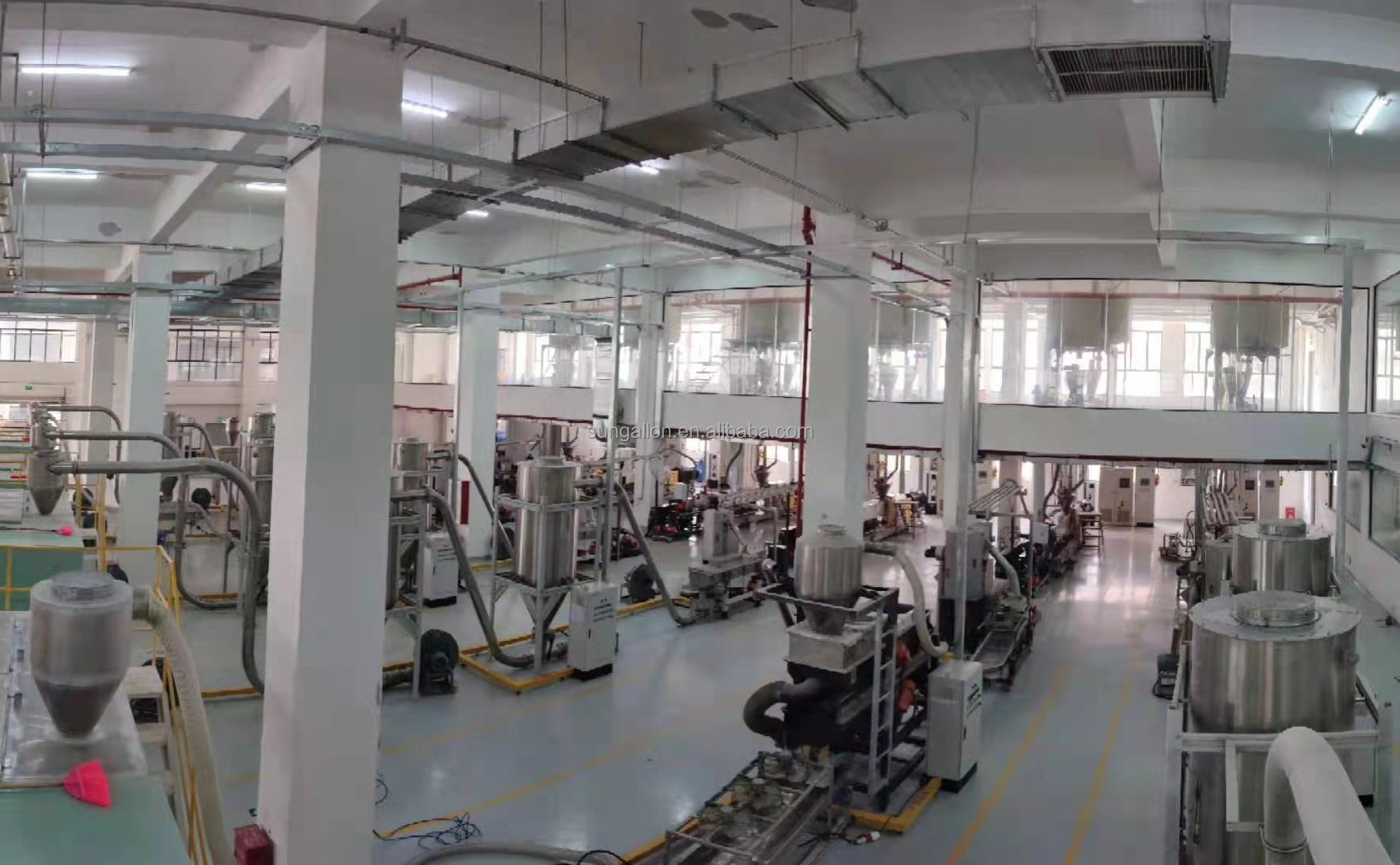 Opaque White Thermoplastic Elastomer Eco-Friendly TPE Elastomer Material 85A ISO14001