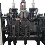 ISO9001 PE Hydraulic Molding Machine L/D 25/1 2 Cavity PE Blowing