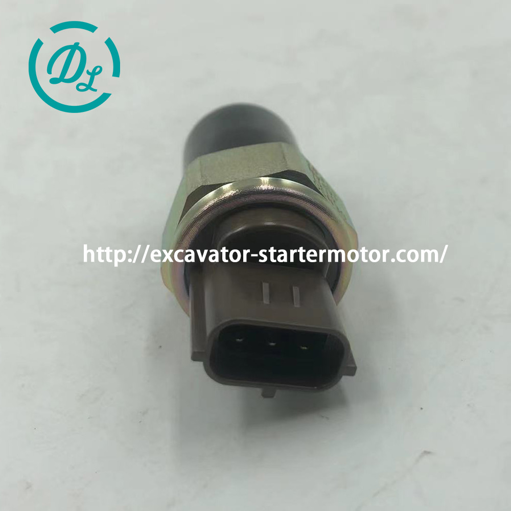 8-98119790-0 Engine Parts Common Rail Fuel Pressure Sensor Engine 4HK1
