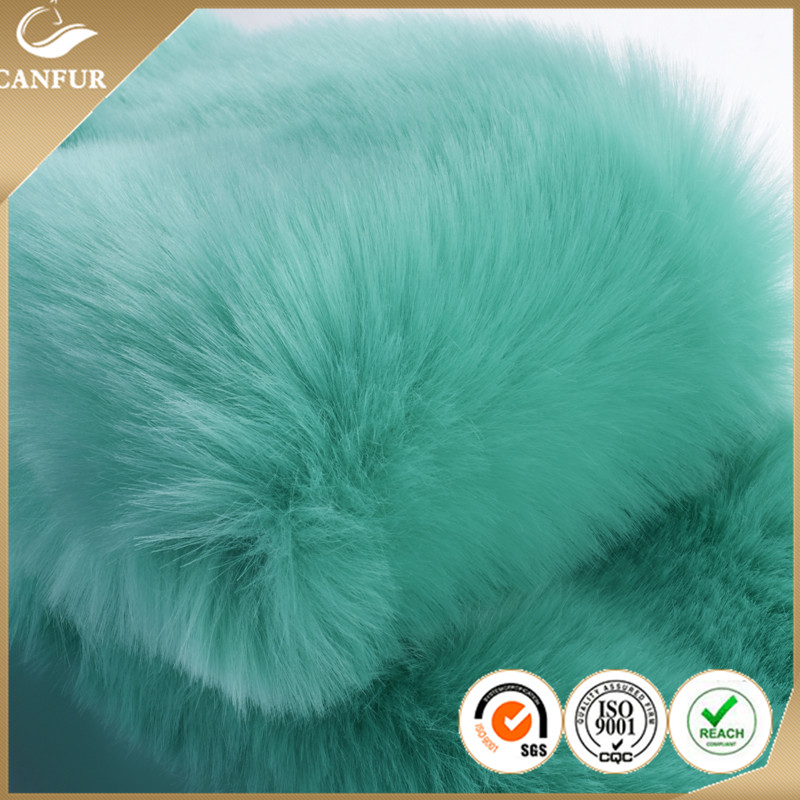 100% Polyester Back Material Faux Dyed Fox Fur for Garments Luxurious and Comfortable