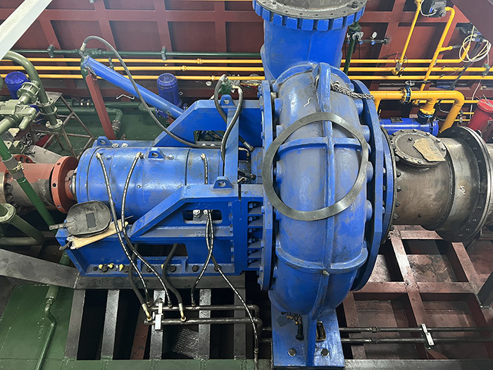 Customizable Dredging Vessel Red Color For Waterway Maintenance And Construction Hydraulic System