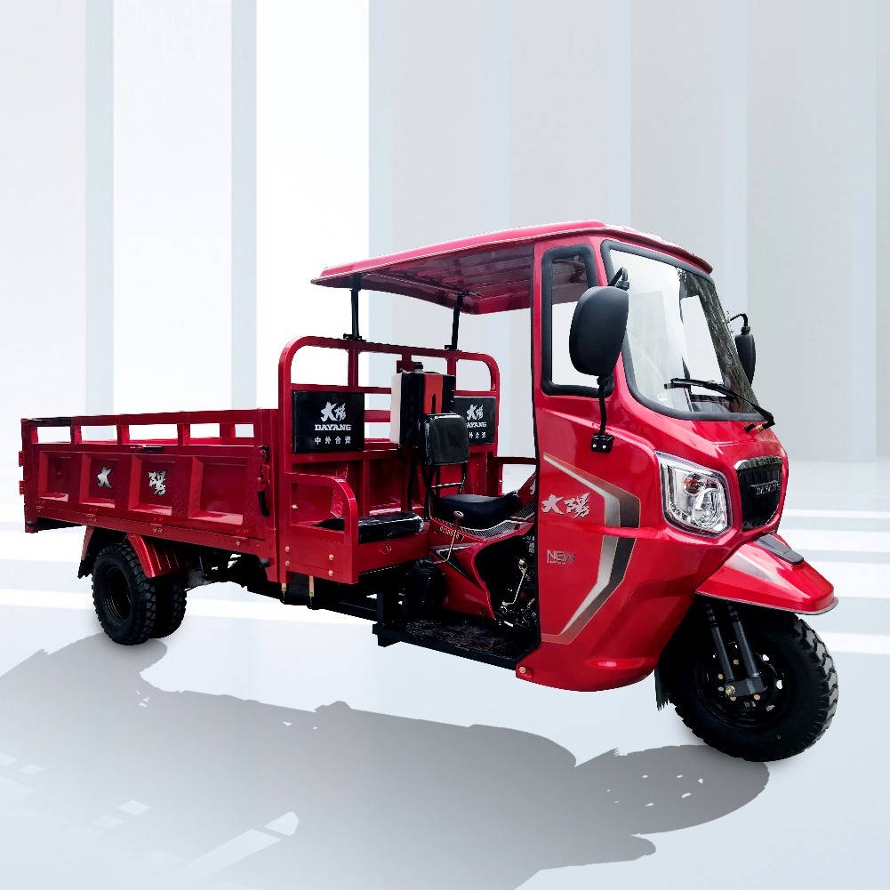 2021 Semi Cabin Motorized Cargo Tricycle 300cc with Integral Booster Drum Rear-Axle