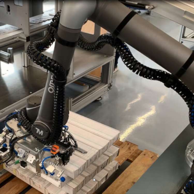 Material Handling Robot Of TM5M-700 With Robotic Arm 6 Axis For Handling As Collaborative Robot