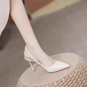 Quality Women S Dress Shoes In Apricot Color With Chunky Heel And Strap Design For Job Market wholesale