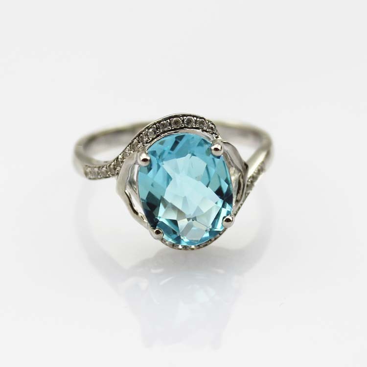 Sterling Silver 8mmx10mm Blue Topaz Cubic Zircon Women Ring (R262)