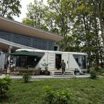 Luxury Designed Modular Retreat | Customizable Prefabricated Hospitality