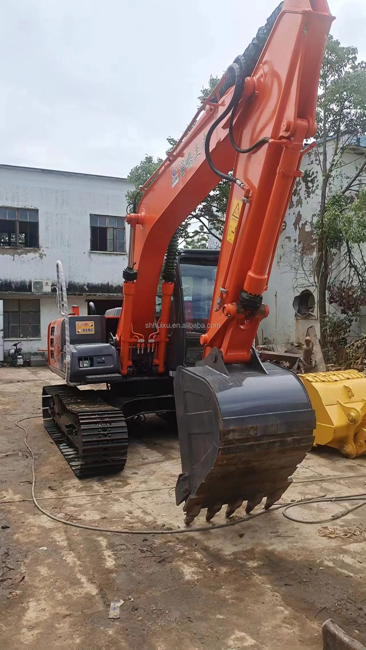 NEW arrivals HITACHI ZX130 digger used excavators Hitachi zx130/second hand crawler excavator Hitachi zx130