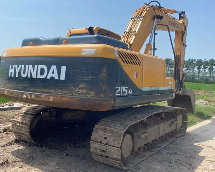 112KW 2018 Hyundai R215 Excavator 215-9 21.5 Ton Second Hand Excavators