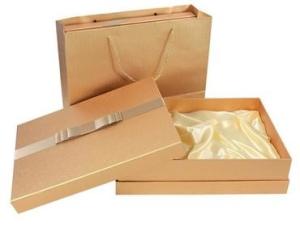 Quality Recyclable Boutique Box Rigid Cardboard Gift Boxes For Pendant Jewelry wholesale