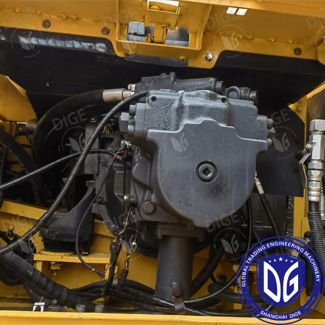 Komatsu PC400-7 excavator with excellent power durability and high efficiency Japanese Komatsu PC400-7 40ton large construction equipment