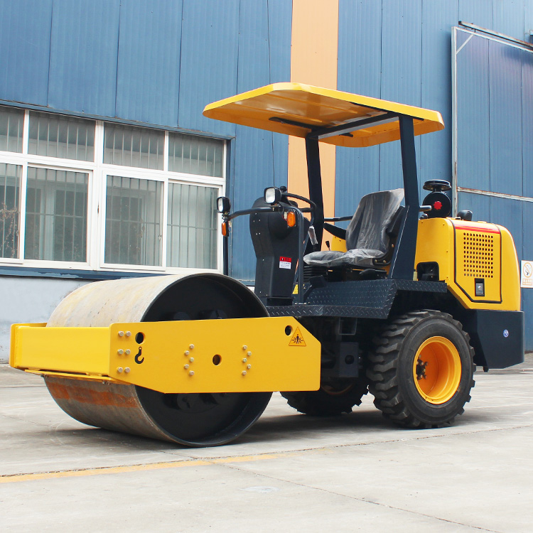 Road Construction Tools 55KN Exciting Force EPA Engine Road Rollers for Compact Areas