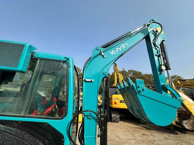 Kubota U35 Excavator Arm