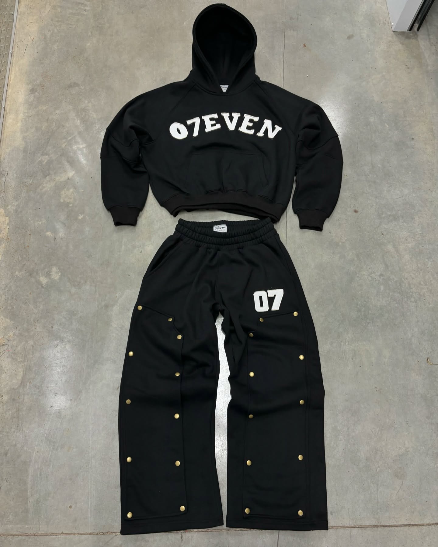 OEM Custom Tracksuits Screen Printing Zipper Hoodie Straight Baggy Stacked Flared Sweatpants Track Pant And Hoodie Set