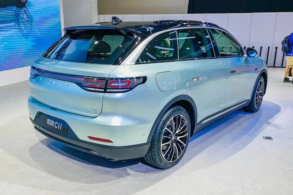 2023 Leapmotor C11 High Speed Electric SUV 4WD with 200kW Maximum Power and Energy Car Suv