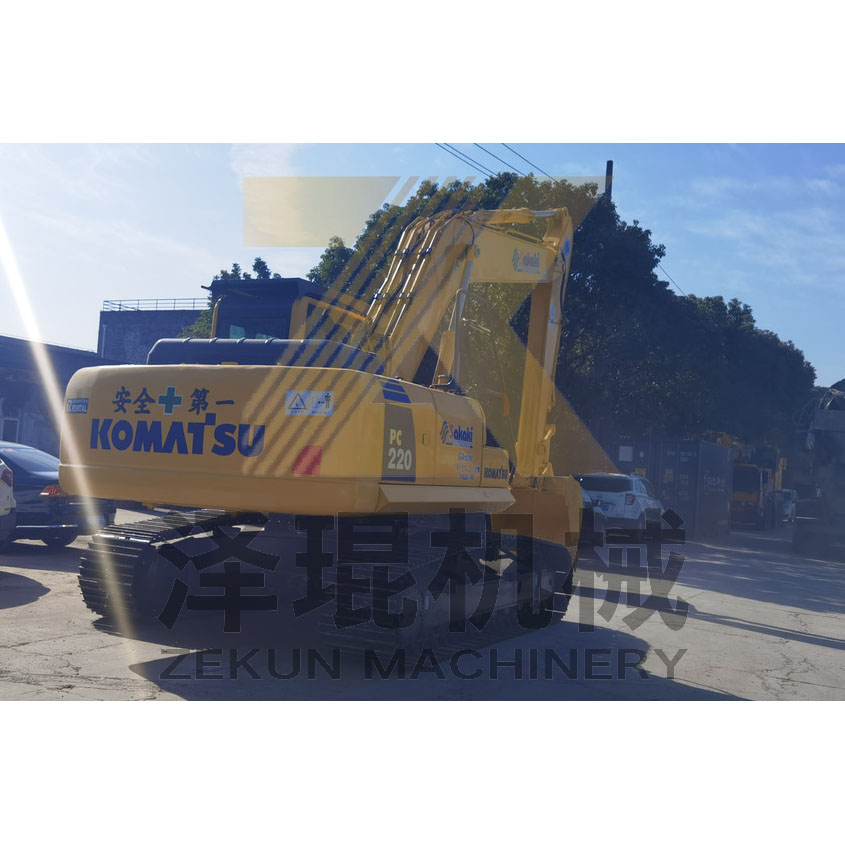Great Deal on Komatsu PC220-22TON Excavator with 1170 Working Hours Don't Miss Out