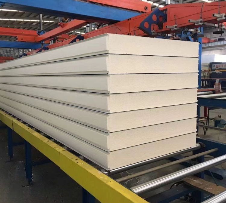 Turkey Warehouse Cleanroom PU Foam Roof Sandwich Panel with Metal Material and 950mm Widt