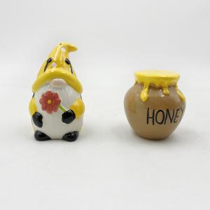 Quality Bee Gnome And Beehive Ceramic Salt Pepper Shakers Crafts For Home Decoration wholesale