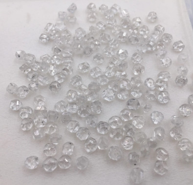 Synthetic uncut diamond HPHT white rough diamond lab grown diamond for jewelry vvs vs DEF