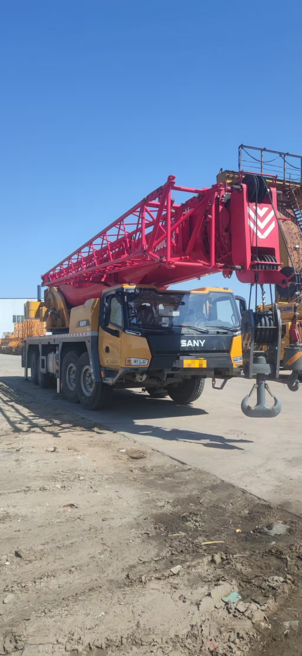 80ton STC800 SA Ny Truck Crane with High Operating Efficiency YUCHAI Engine from Official