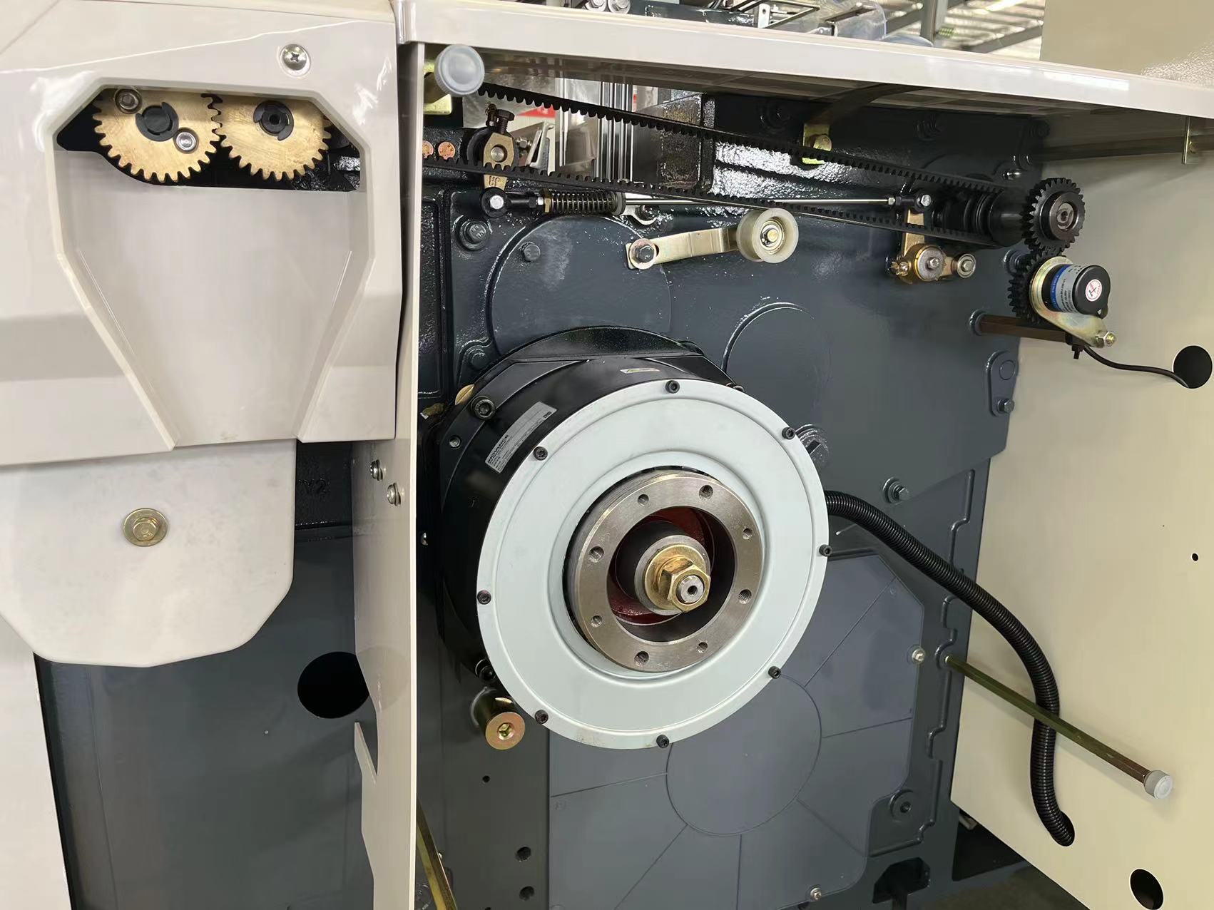 1000 Rpm Split Double Cloth Weaving Machine Textile 3.7KW Water Jet Loom