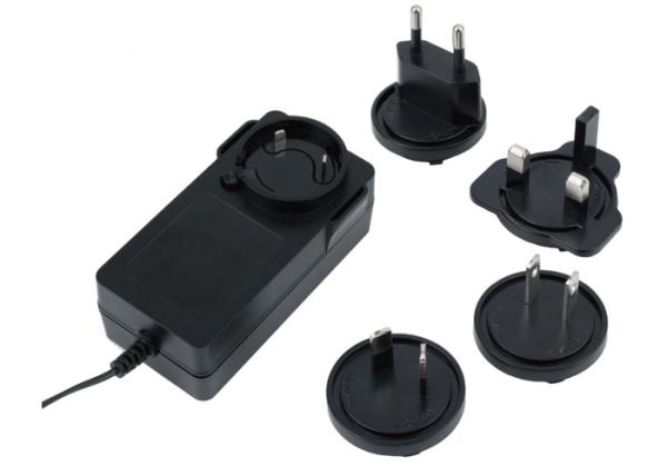 Desktop Power Adapter Slim Design ABS Plastic 12V-24V Output Voltage US EU UK AU