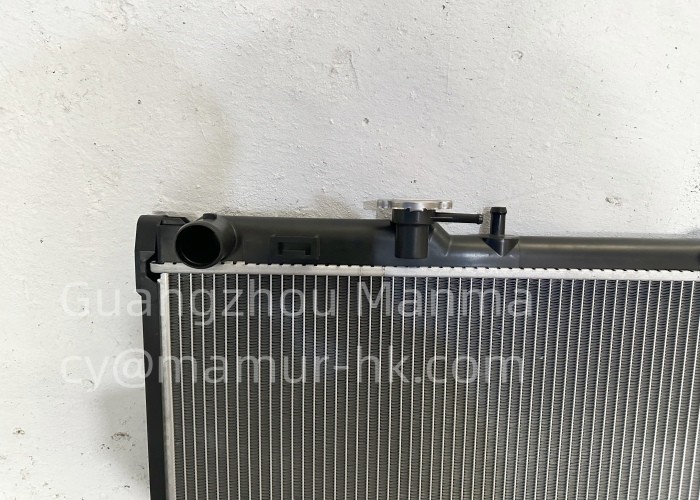 Aluminum Radiator ISUZU Engine Parts For ISUZU D-MAX AT 30-044