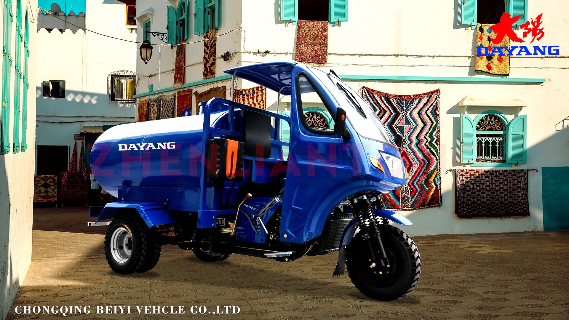Tank Motorized Tricycles with Grade Ability of ≥25° and 12V Voltage