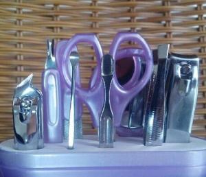 Quality 9 in 1 manicure tools kit wholesale