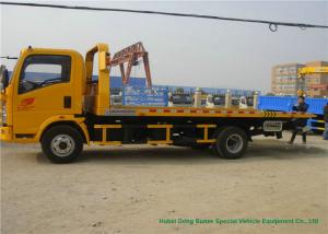 Quality HOWO Light Duty Flatbed Tow Truck Carrier For Car / SUV Road Recovery 3 - 5 Ton wholesale