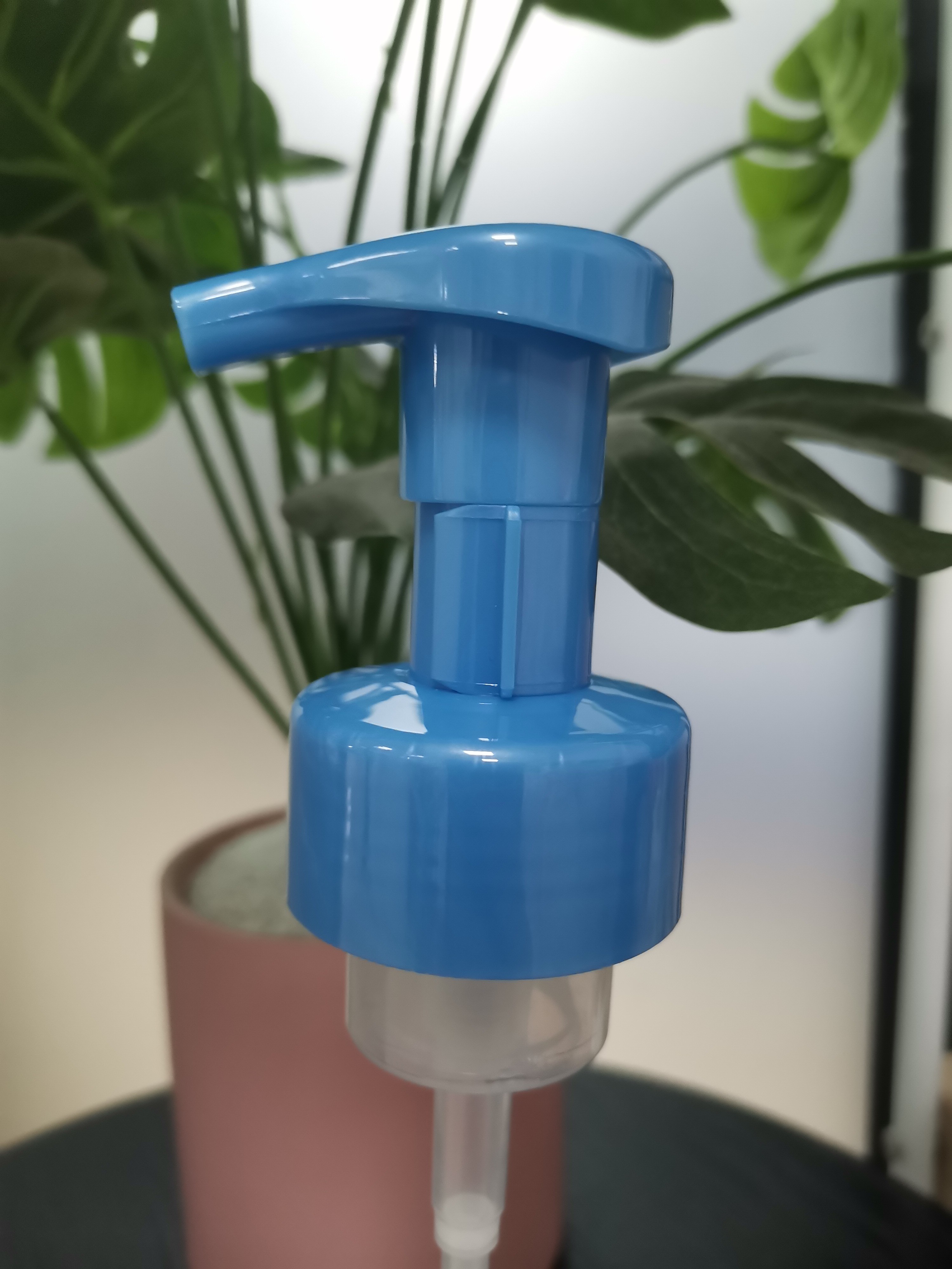 304/316 Spring 43-410 0.8CC Stainless Steel Needle Valve 43mm Foam Pump For Industrial Pearl Blue