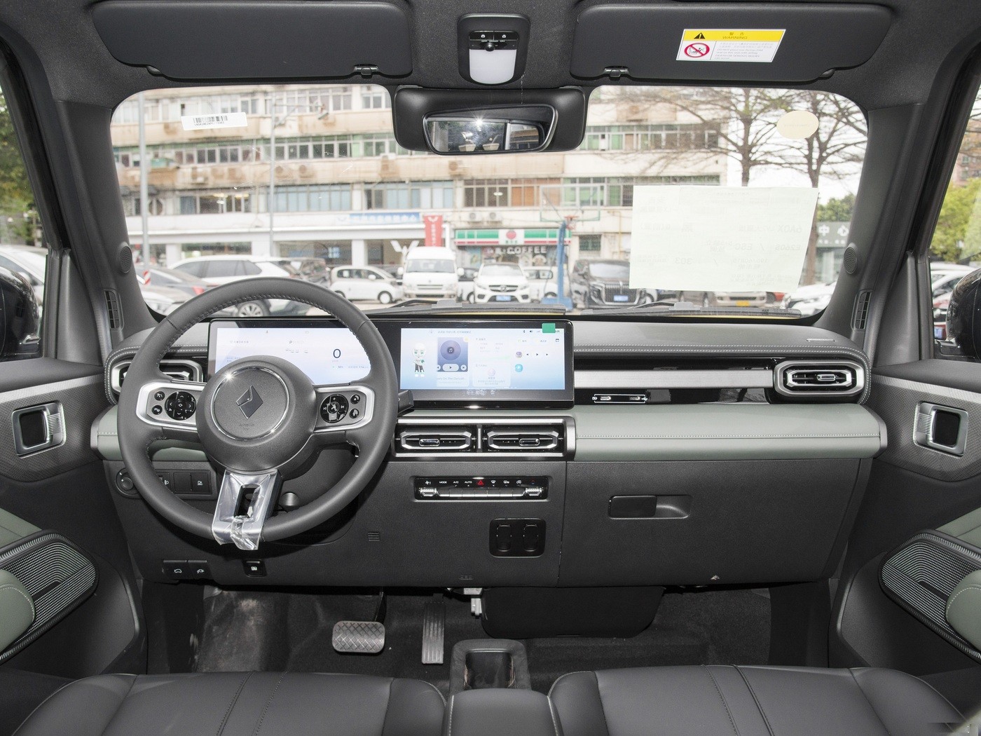 2024 Pure Electric Vehicle SAIC Baojun Yep Electric SUV With Range 303km