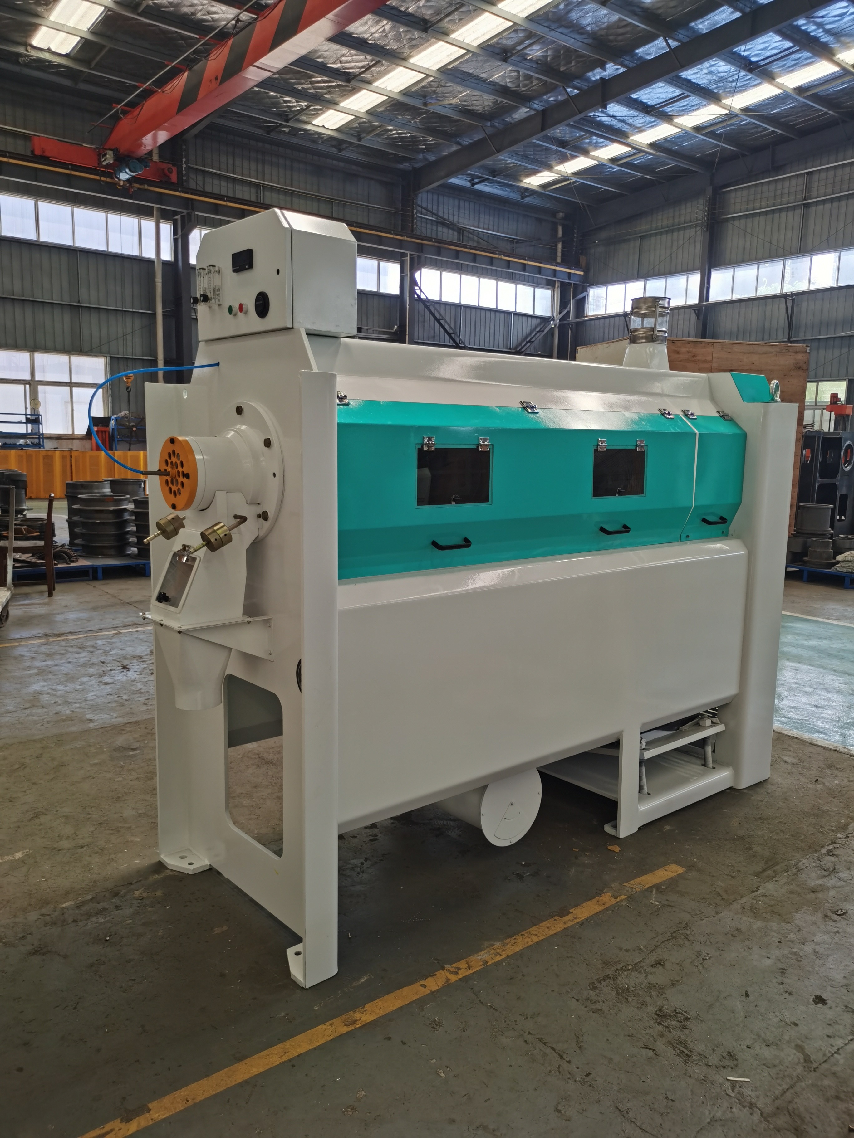Compact 4T/H Rice Polisher Machine With 55KW Motor