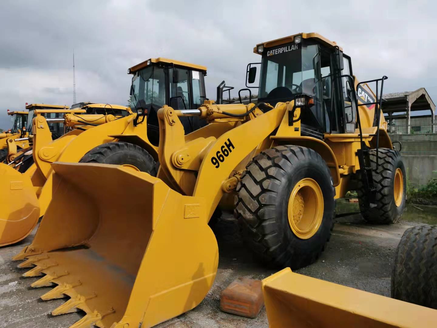 Caterpillar 966H Cat 966h Wheel Loader Weight 12.22t Lifting Capacity 126.7kN
