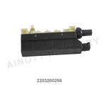 2203200258 Air Suspension Air Valve Block For Mercedes - Benz W220 / Auto Spare