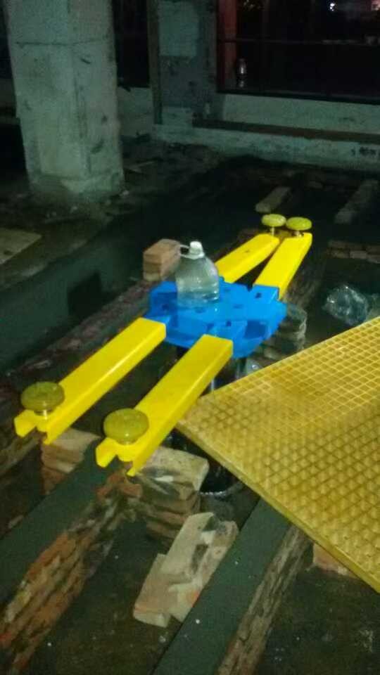 Heavy Duty Single Post Lift Anti Rust With Hydraulic Buffer System T-400X